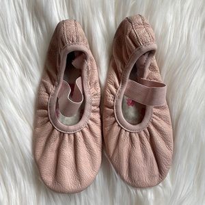 Toddler ballet slippers size 10